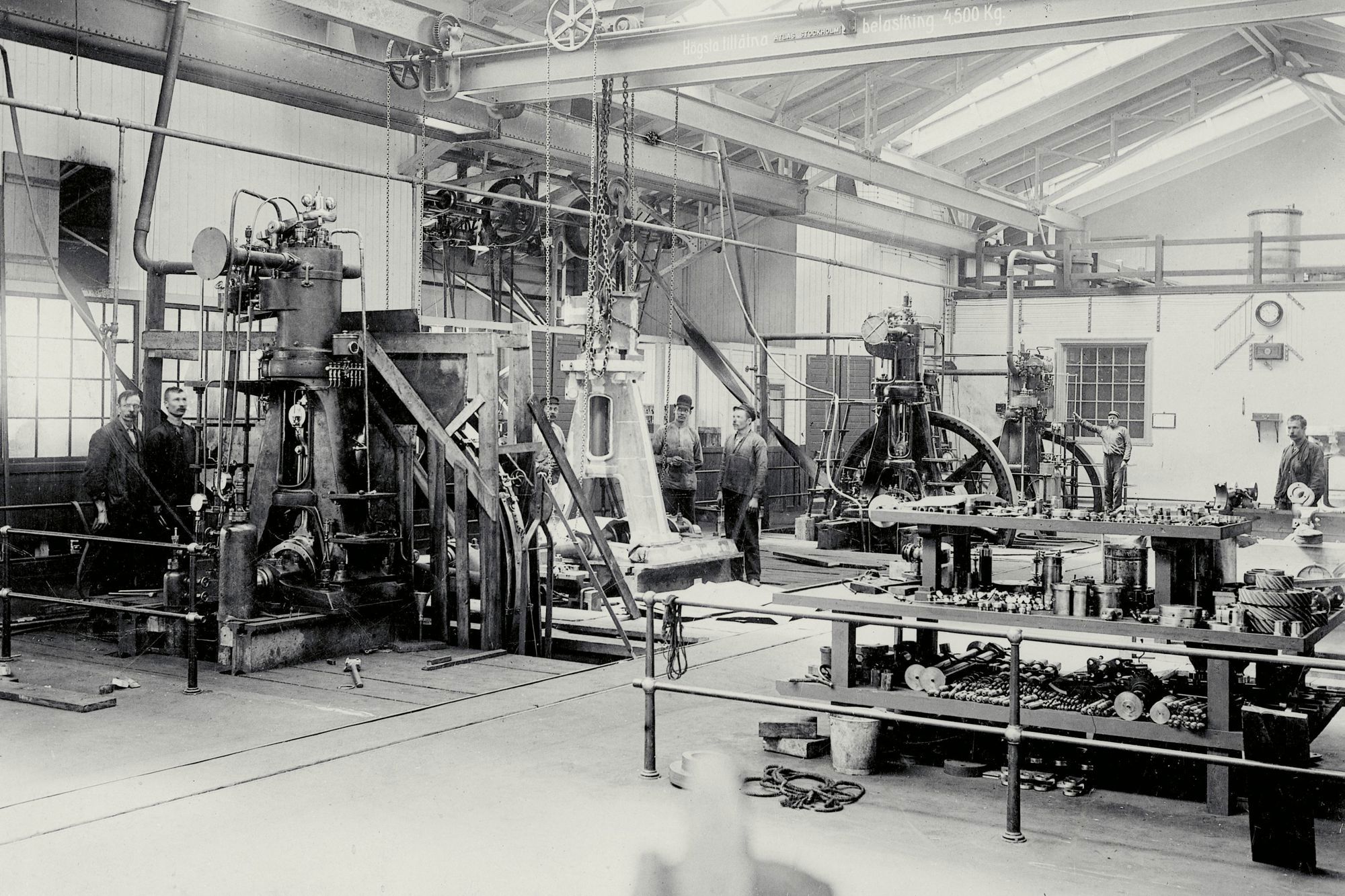 Diesels Motor assembly and test shop, an old black-and-white photograph